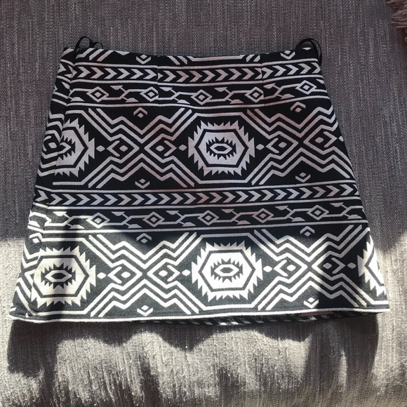 Judith March for Urban Outfitters beaded skirt - Picture 3 of 4